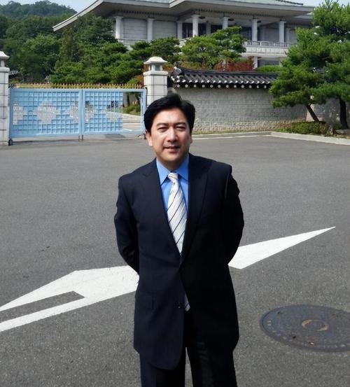 央视主持水均益回国？央视主持人水均益回国动态揭秘