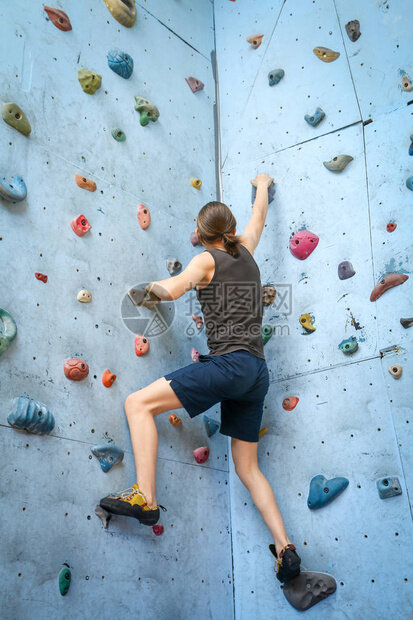 爬架安装前需要政府备案吗