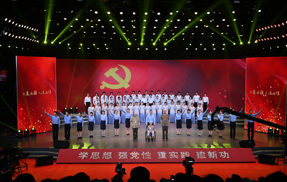 先锋主机好还是电装主机好