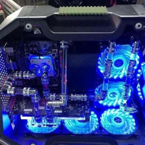 电脑主机的水冷是什么