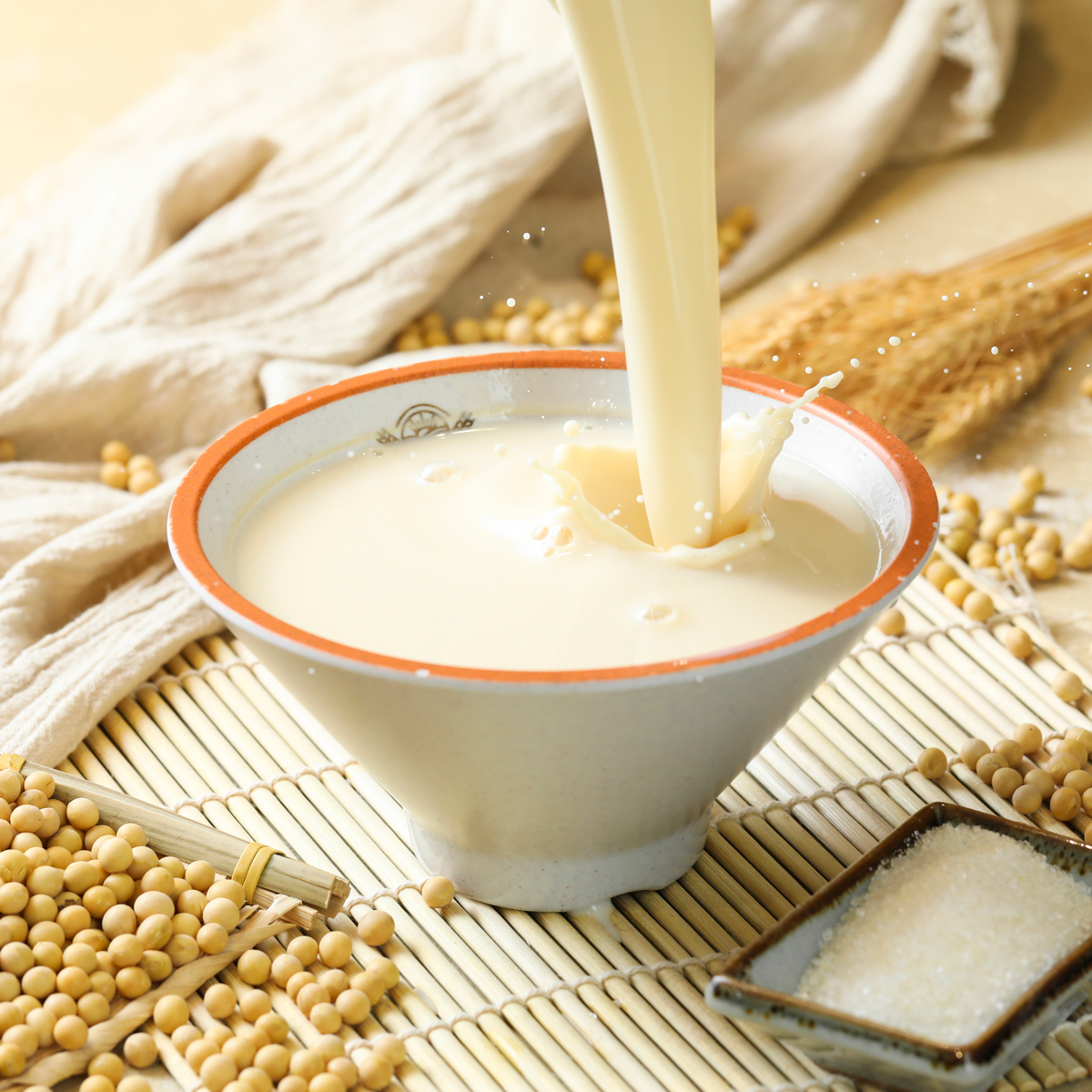 豆浆机主机刀架怎么拆下来