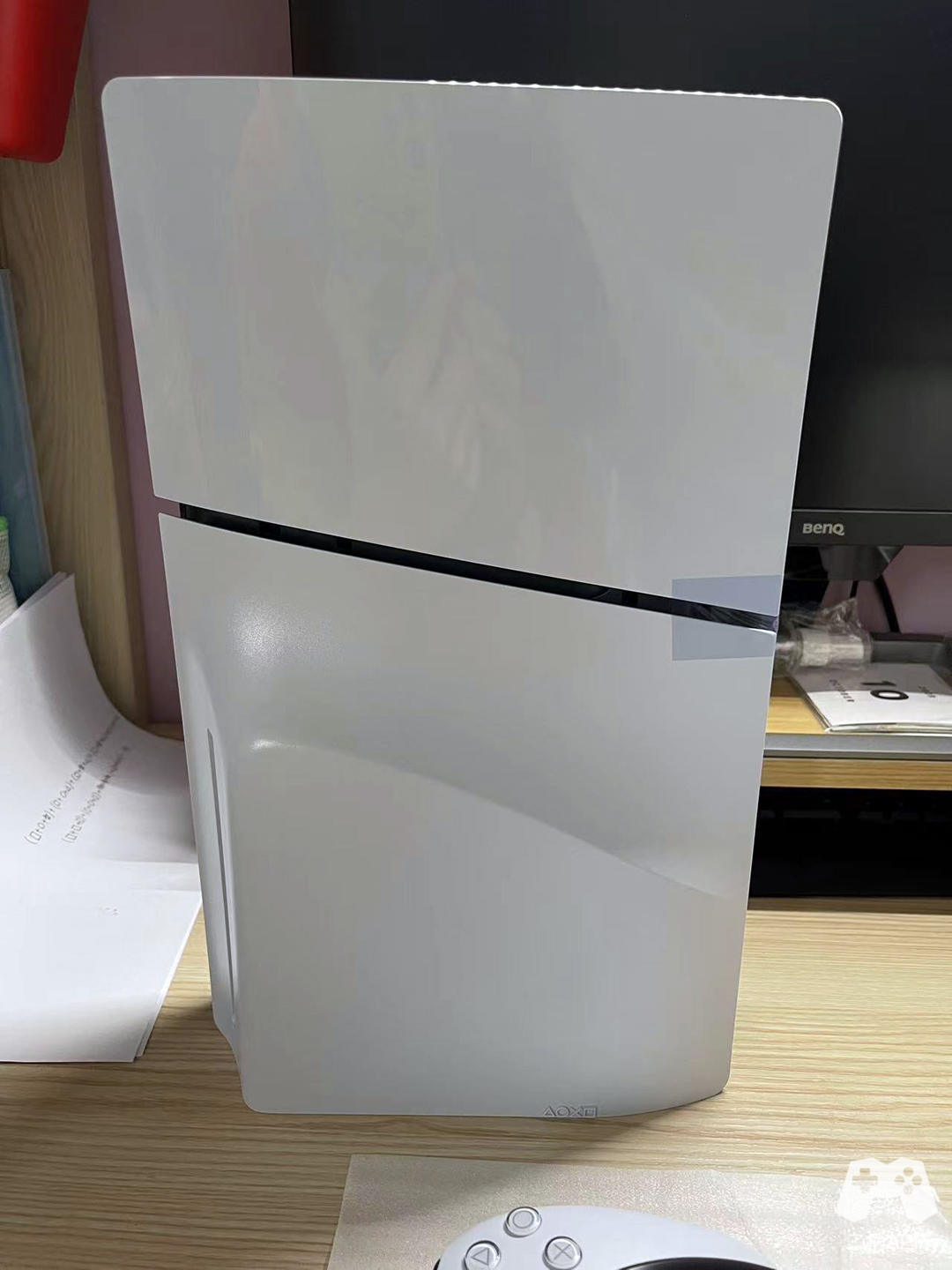 ps5主机正面两个按键怎么用