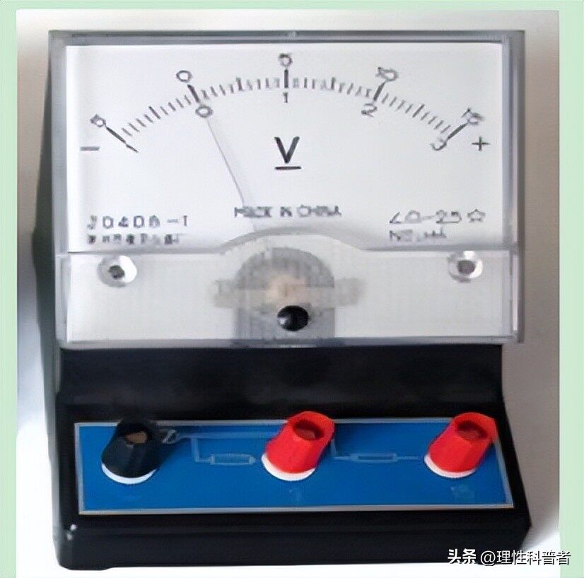 电压不稳电脑主机冒烟