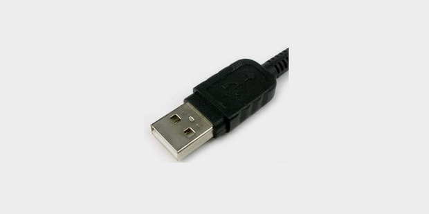 主机内部八孔线路连接图