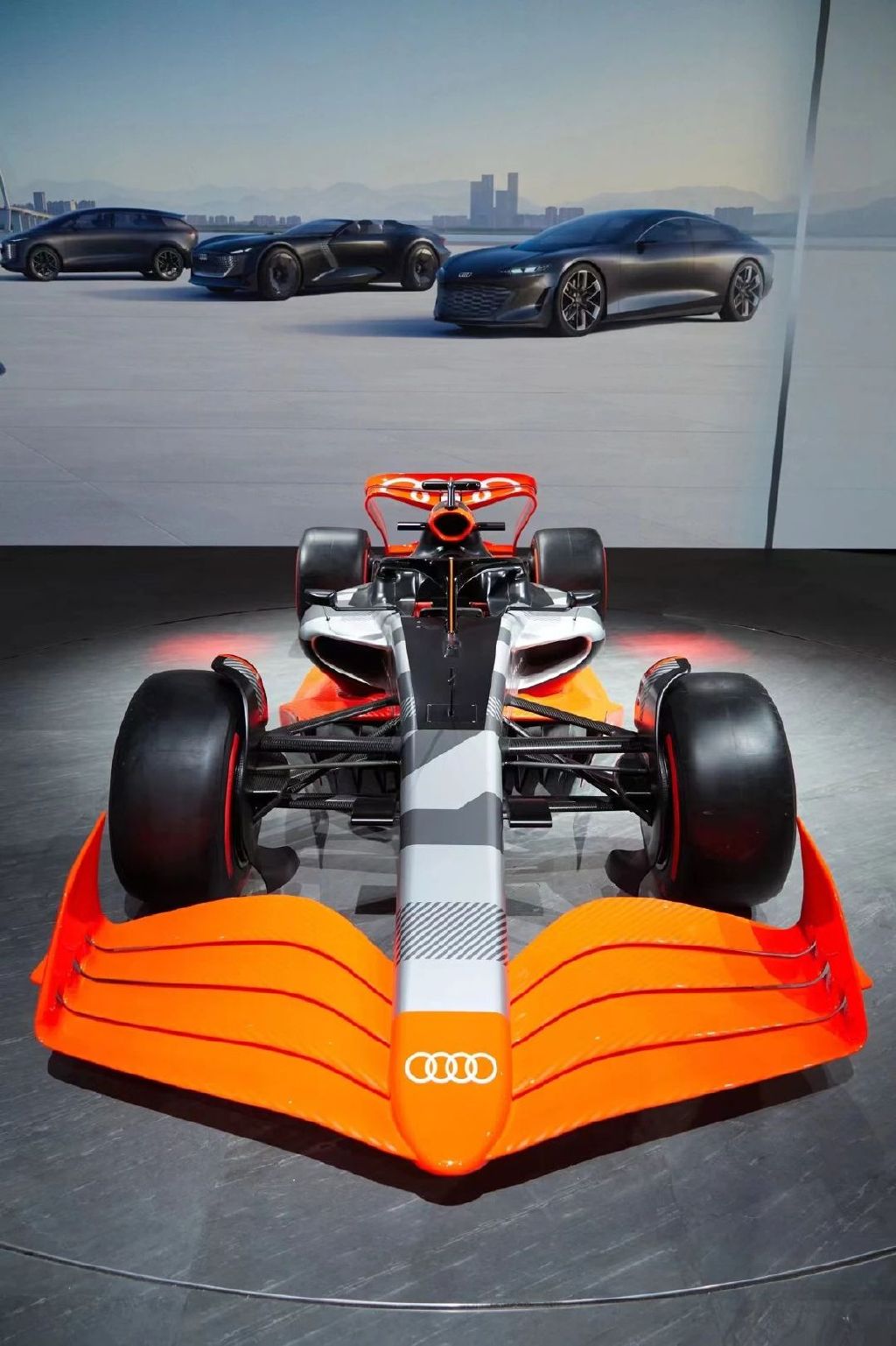 奥迪低配主机屏幕不亮