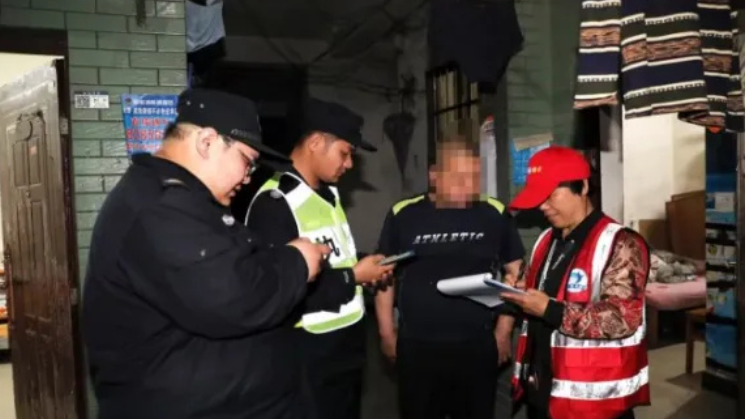 出租房房东不备案违反规定吗