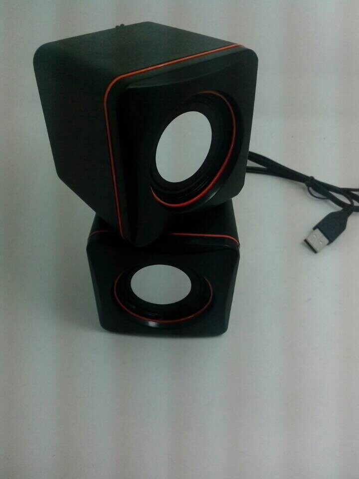 台式主机外接小音箱刺耳的响