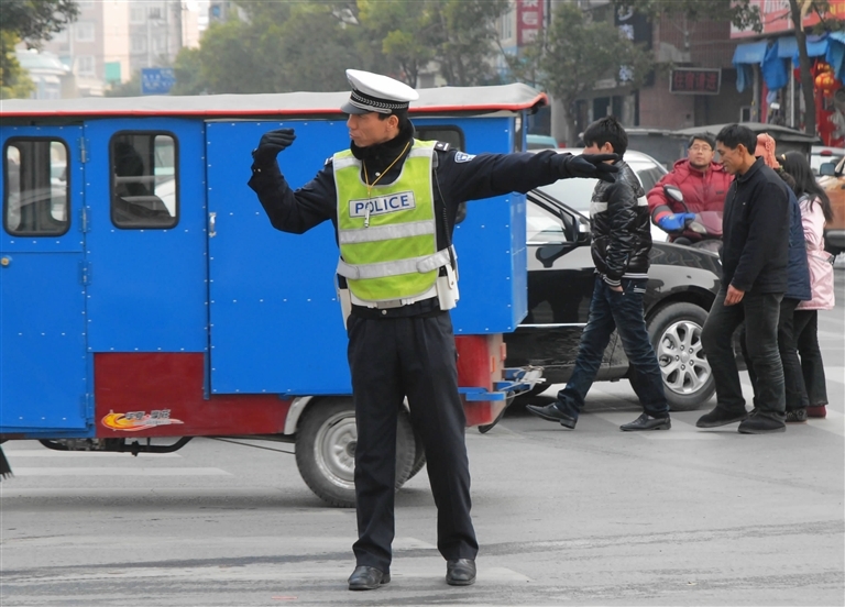 交警办理企业备案