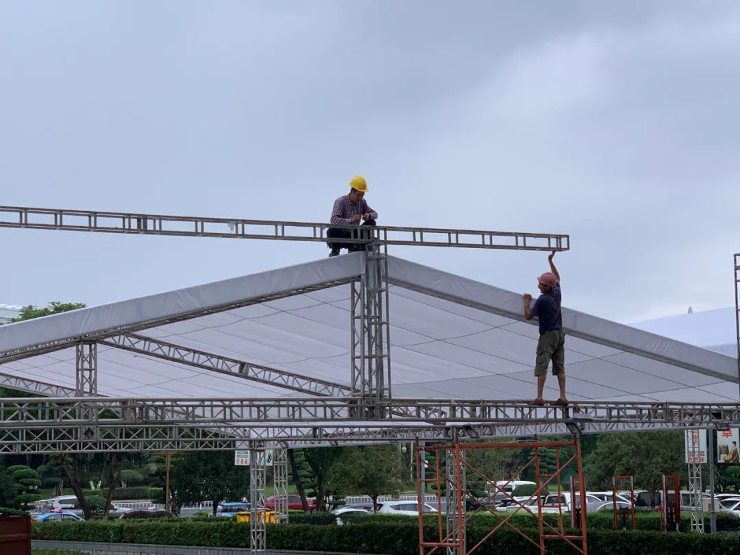 搭建网站是否需要域名解析服务器
