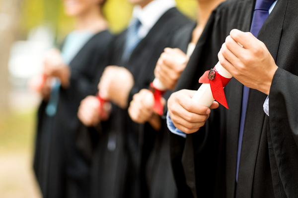 学历注册备案表什么时候可以查到