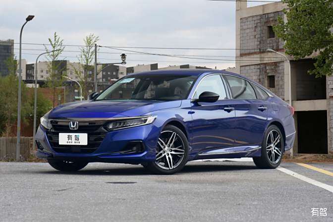 十代雅阁原车主机加装高音怎么调