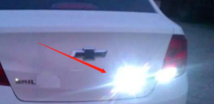 朗逸加装前雾灯如何备案