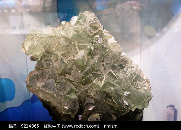 萤石猫眼主机在门上固定不住