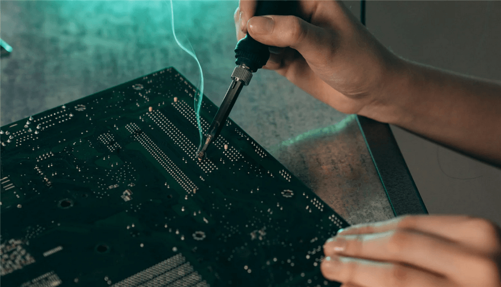 电脑主机短路跳闸怎么修复