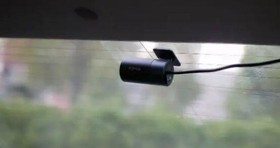 行车记录仪主机后摄像不显示