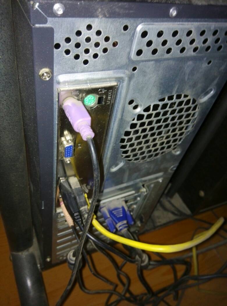 主机一直在重复启动显示器不亮