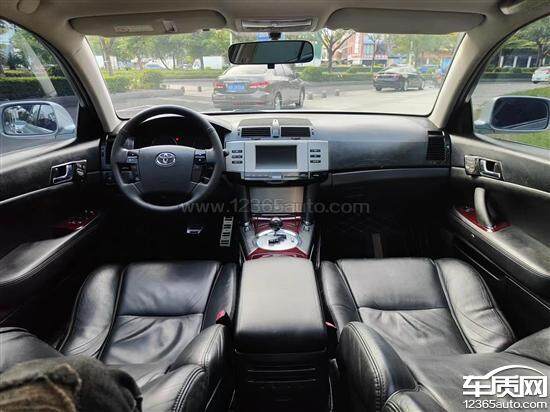 锐志原车导航主机维修