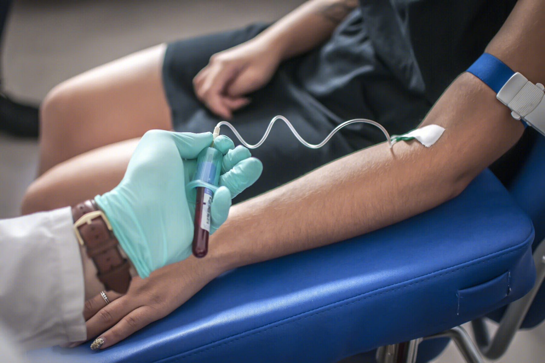 采血备案和有案底的区别