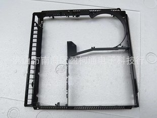 ps4slim主机玩游戏烫