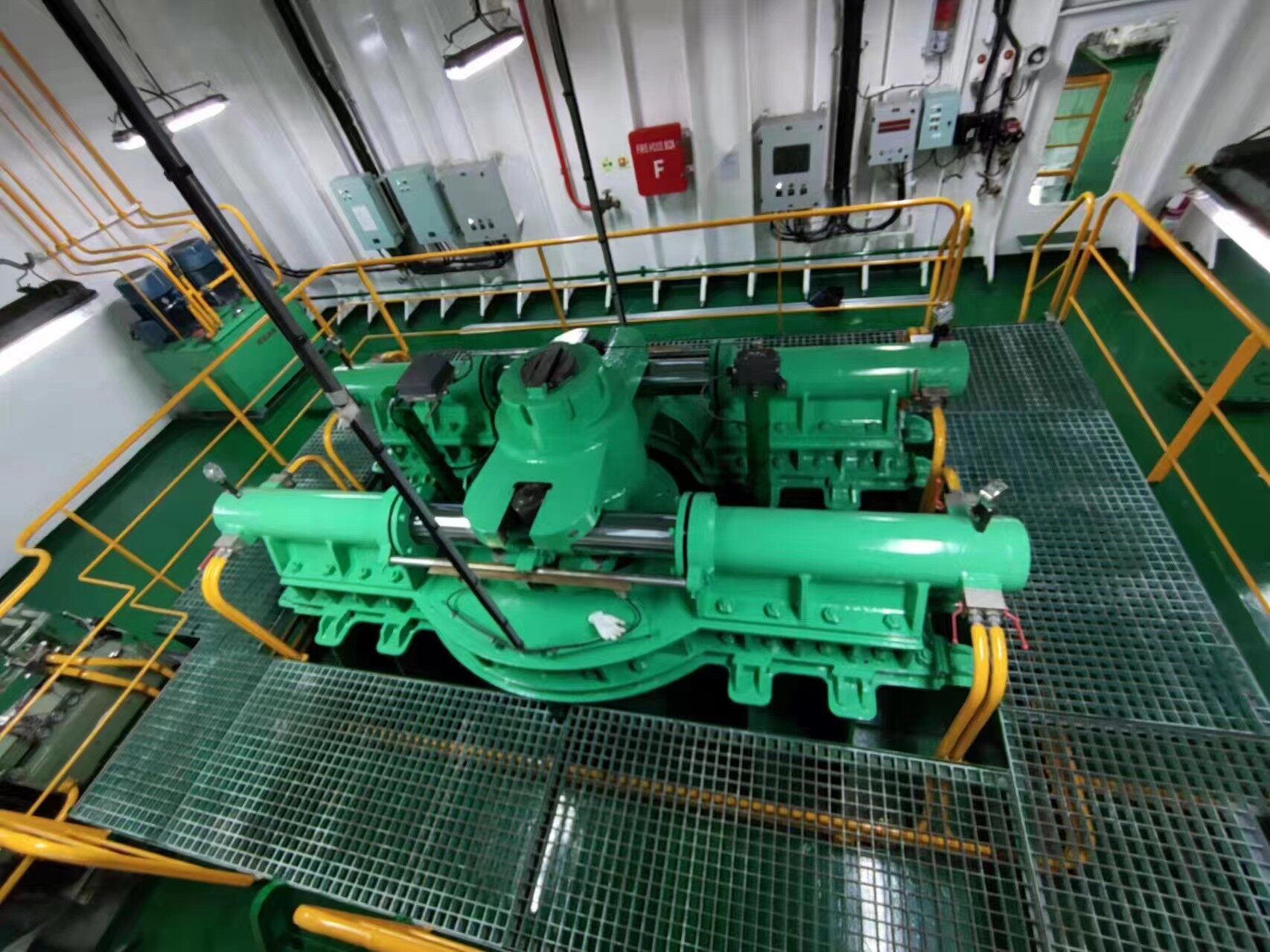 船舶主机滤器不停自动清洗