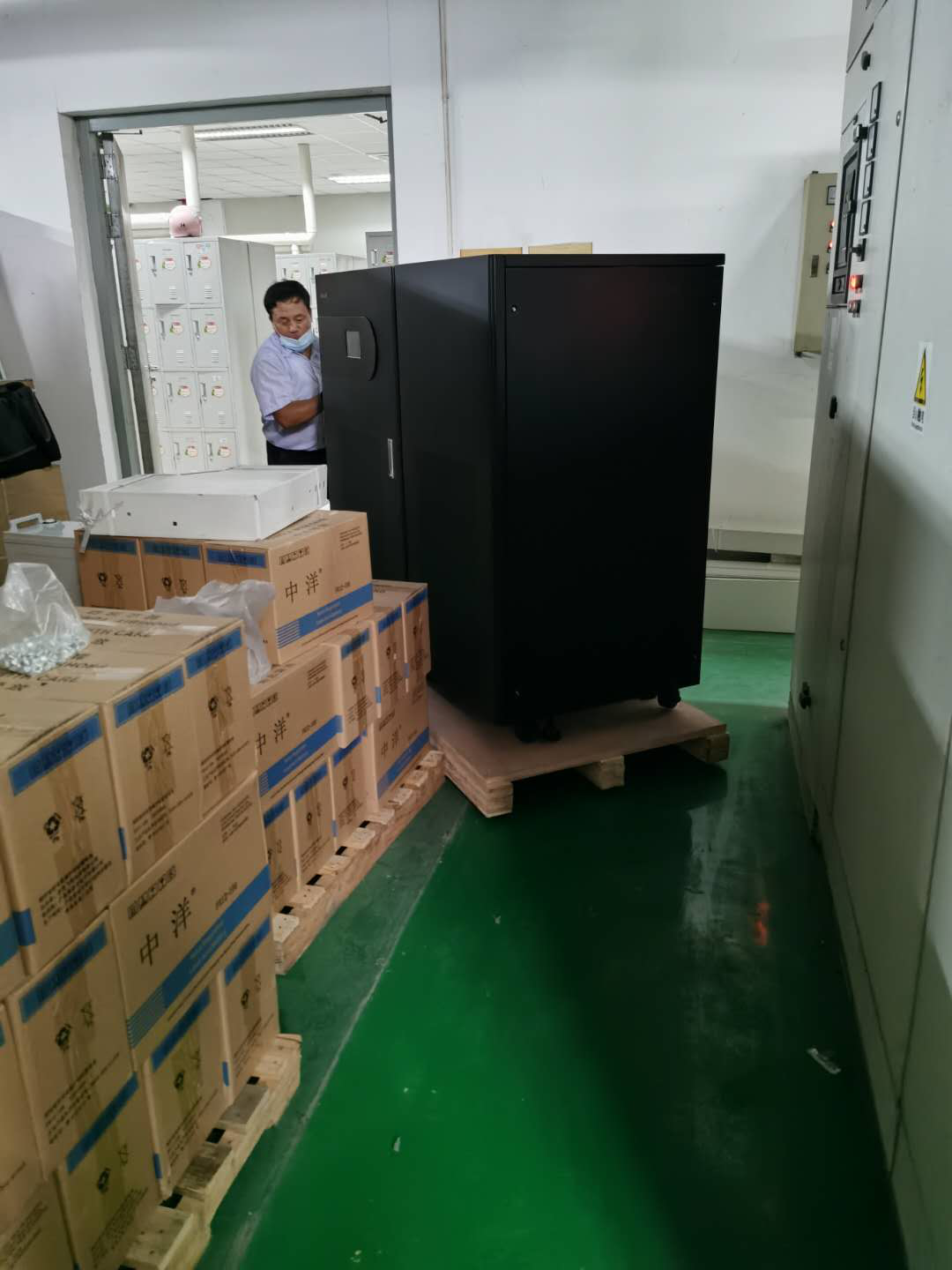 ups主机对电池电流有要求吗