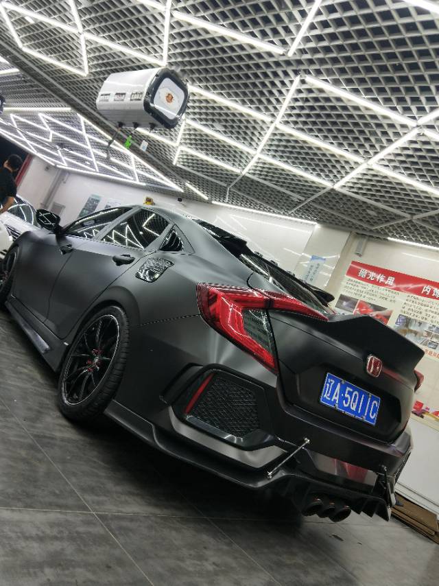 黑色思域贴黑膜要备案吗