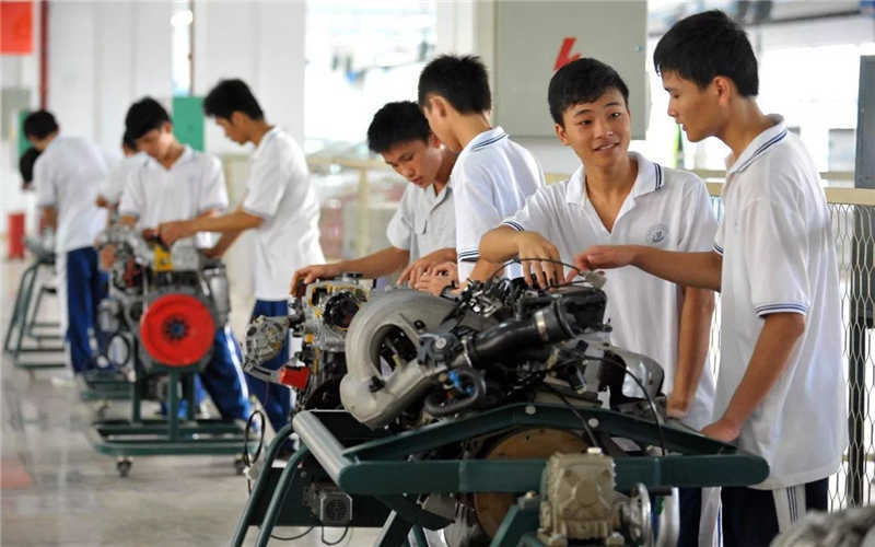 技校中专毕业需要在教育局备案吗