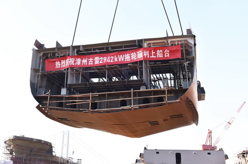 全回转拖轮主机海水中断