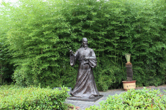 邓州市花洲览秀有在房管局备案吗