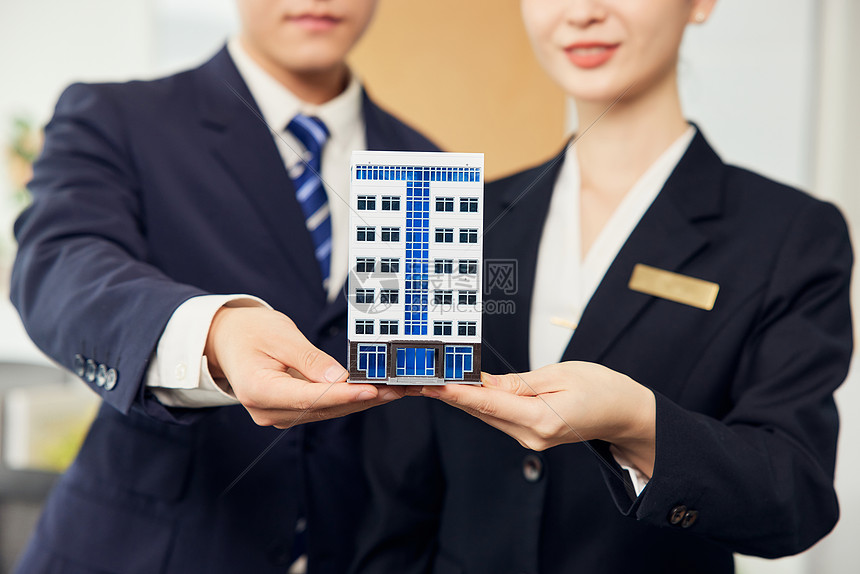中介跑了收房需要派出所备案吗