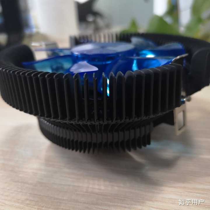 主机风扇吹风好还是抽风