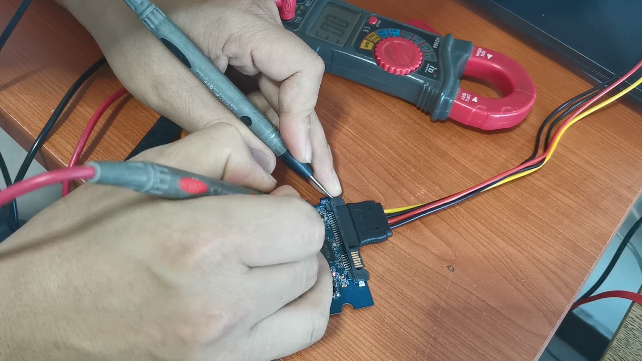 现在主机都没有硬盘了吗
