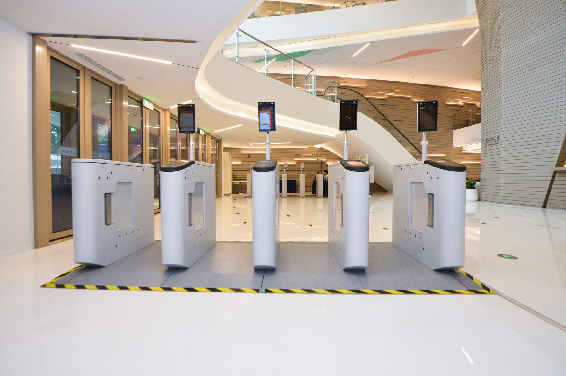 门禁主机出现err8是什么问题