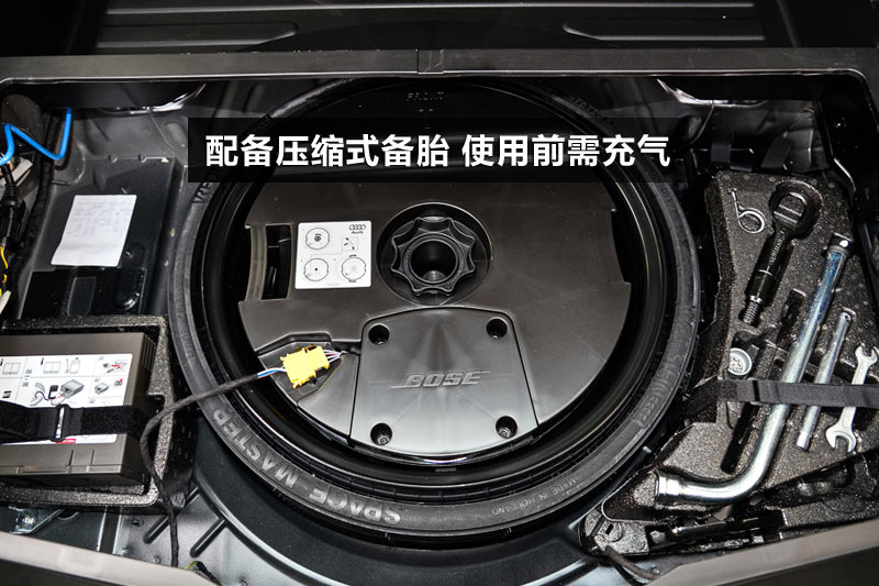 12年奥迪q7cd主机怎么拆