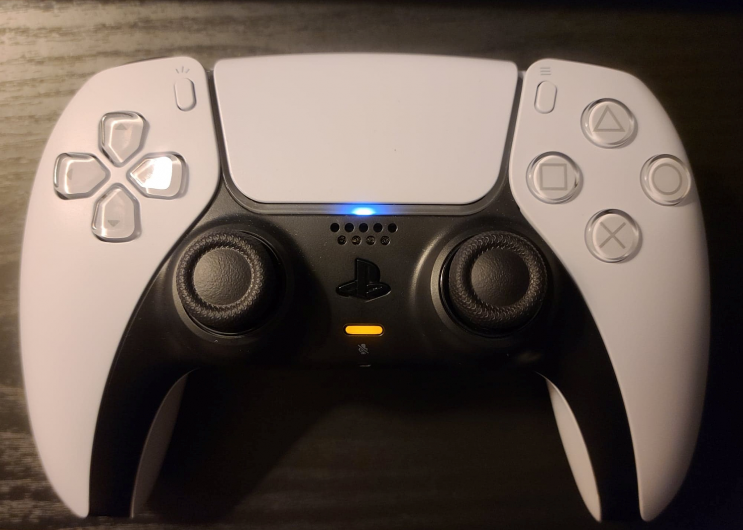 ps5手柄玩ps4主机有陀螺仪吗