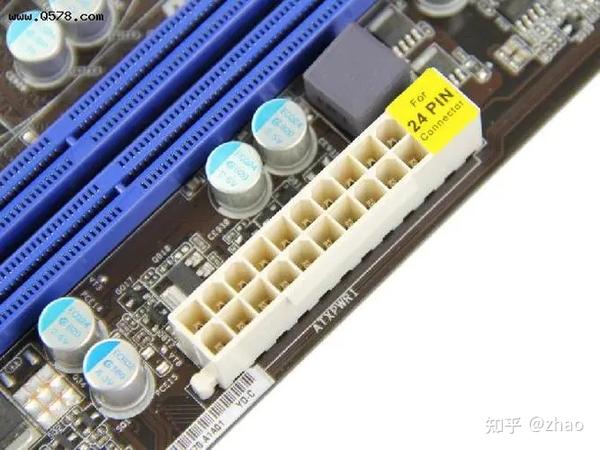 电脑主机电源线连接主板少一根线