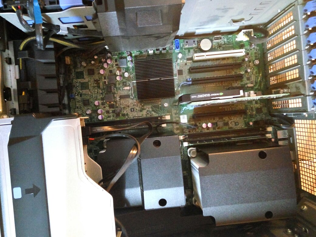 新电脑主机特别新但主机有声音