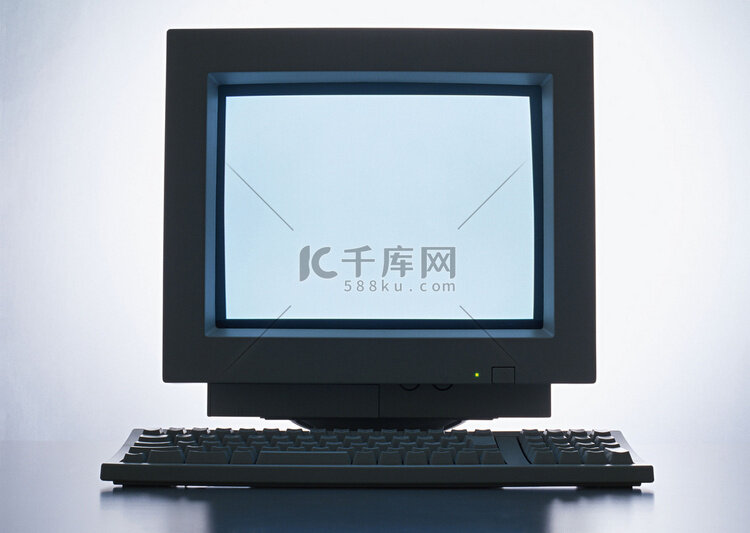 电脑主机晒一下会不会坏