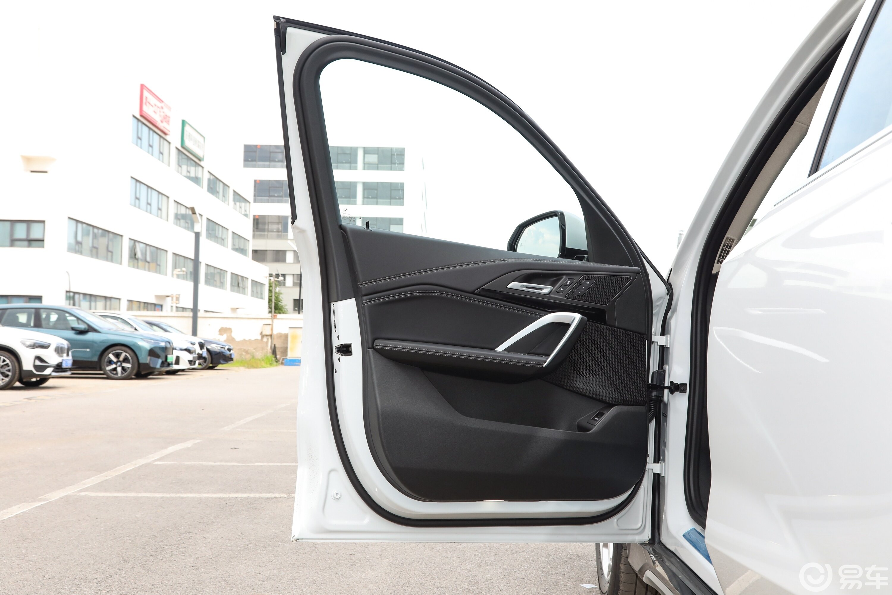 车门闭锁器连接防盗器主机