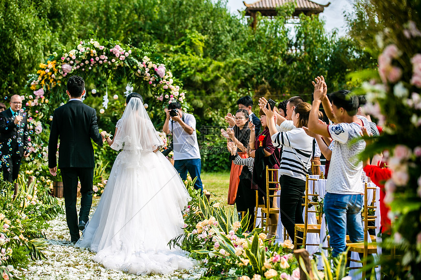 结婚证没到公安备案