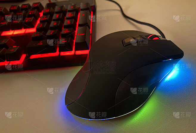 有线鼠标与主机相连辐射很大