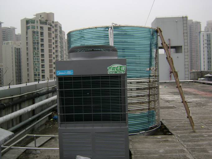 美的空气能热水器主机不出冷凝水