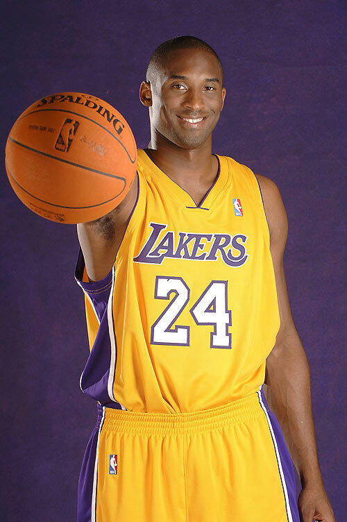 科比标志的电脑主机