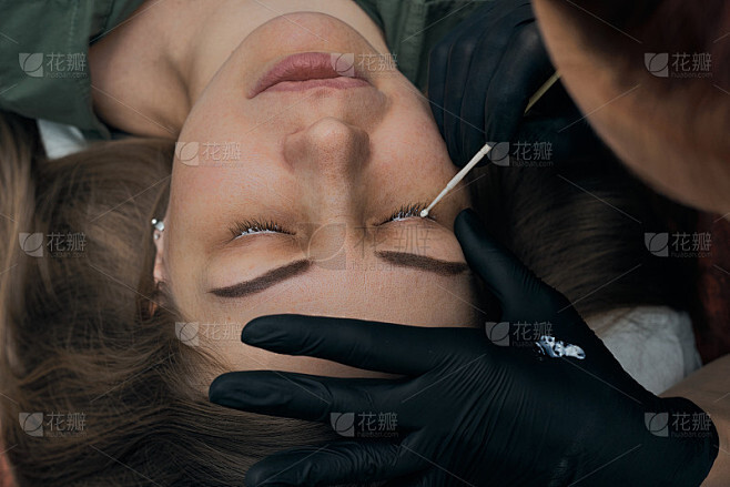 自己贴了轮眉需要备案吗