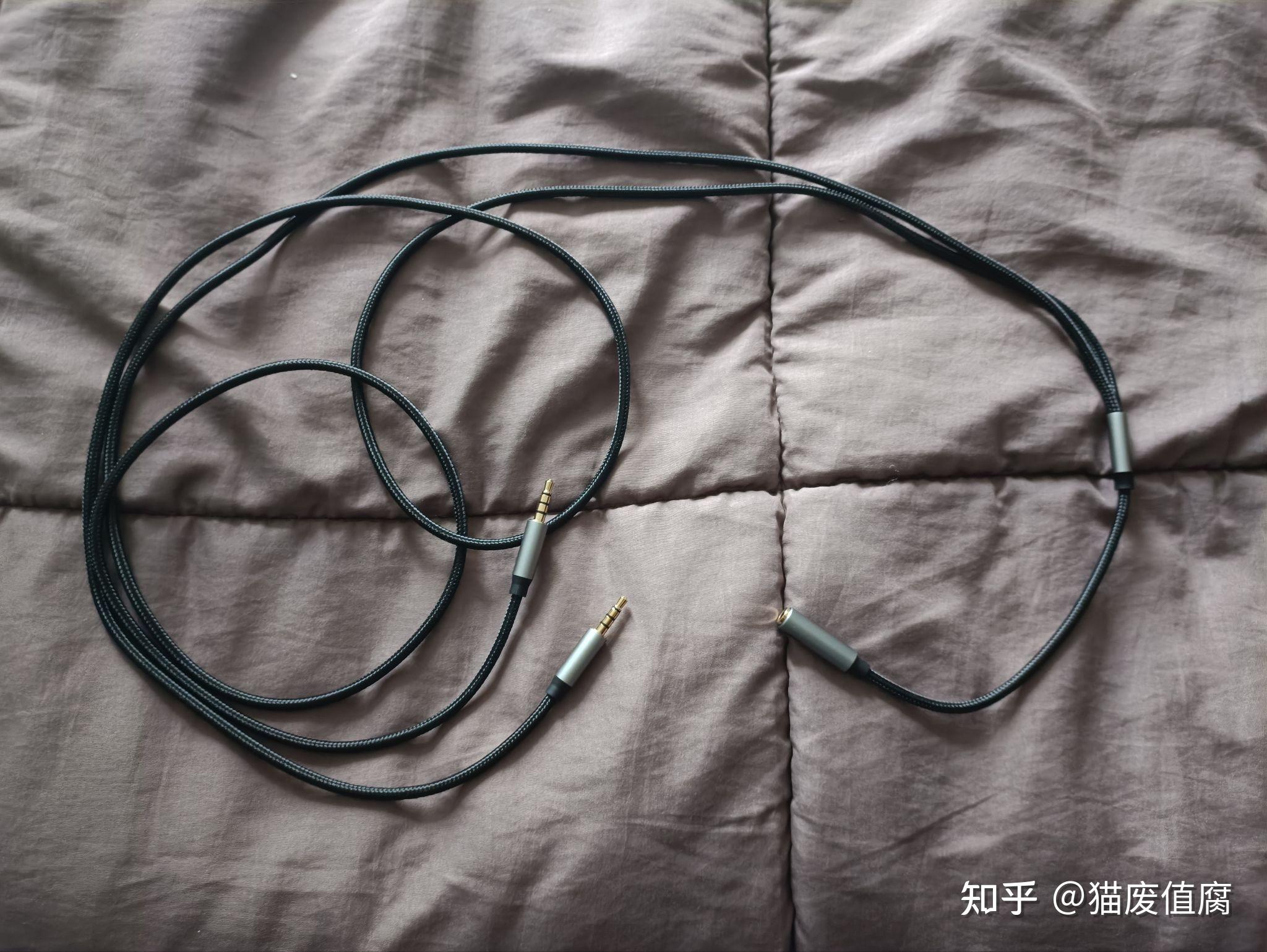 主机的音频线必须插两个吗