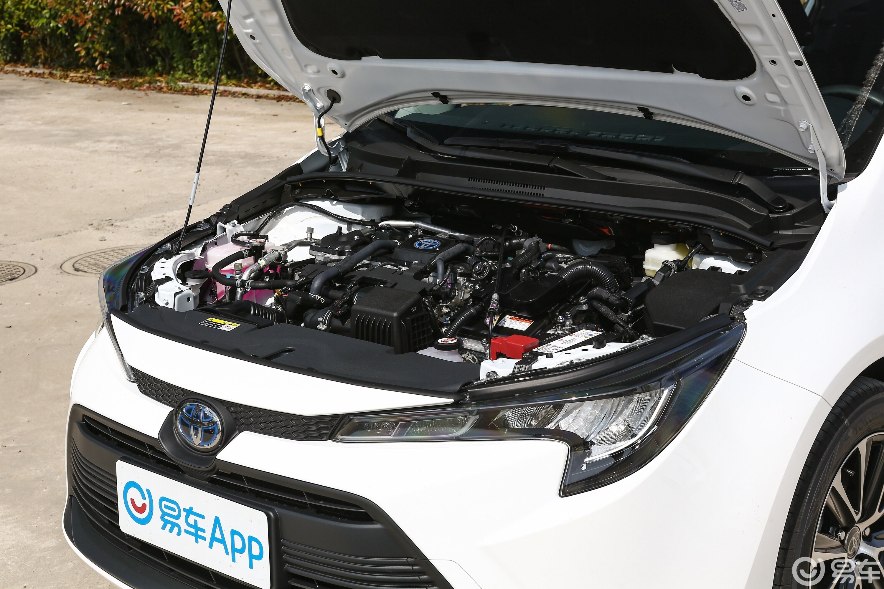 21款雷凌双擎领先版换豪华高配主机过程