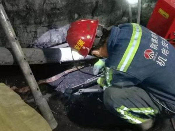 安装车顶行李箱异地备案