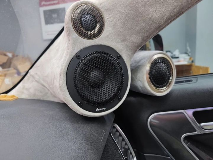 一般汽车更换主机喇叭功放的价格