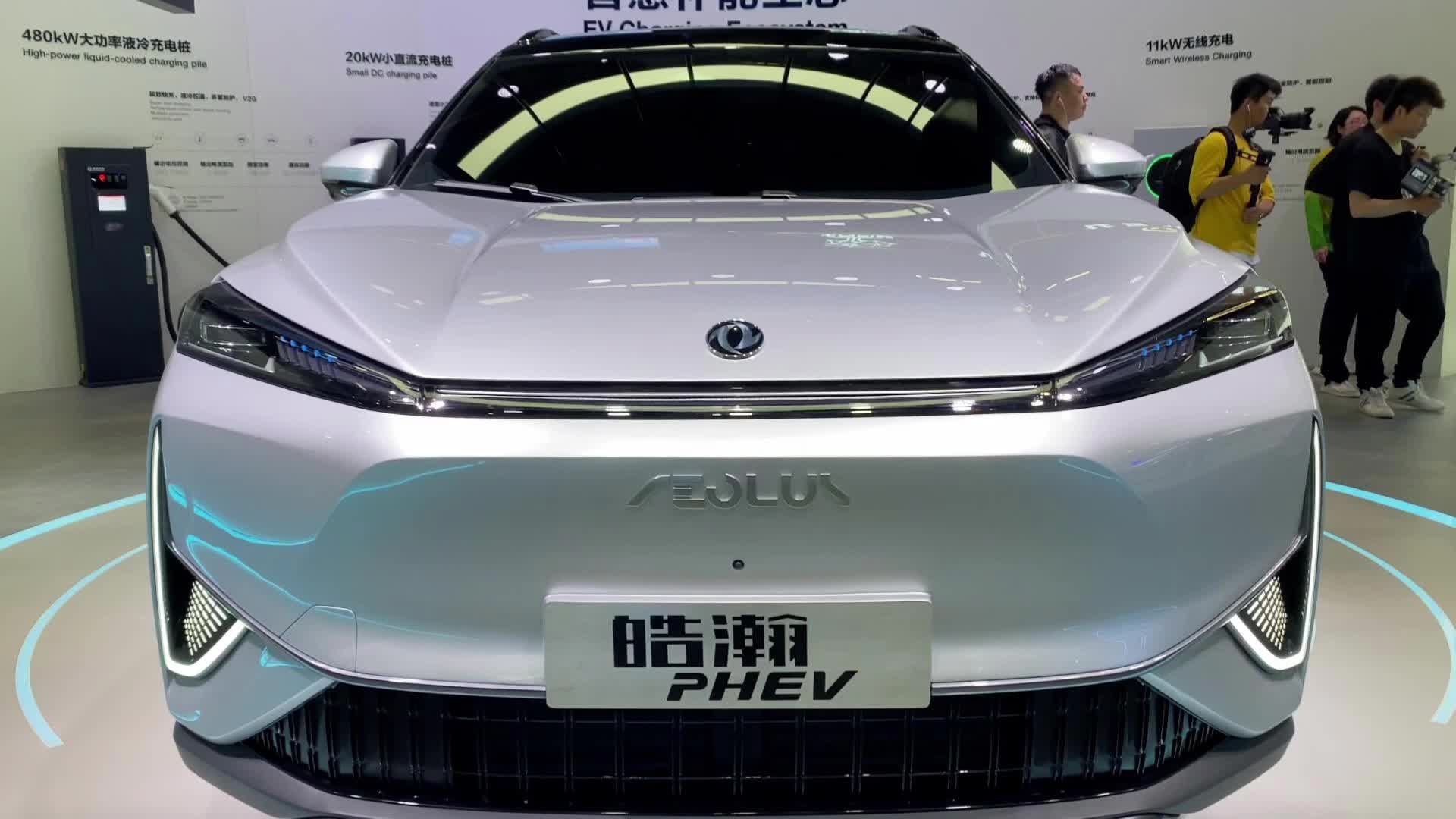 东风风行景逸x5中控主机怎么拆