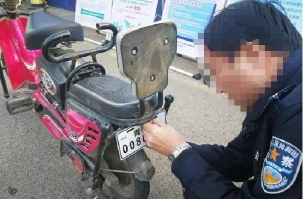 电瓶车白牌在公安局有没有备案